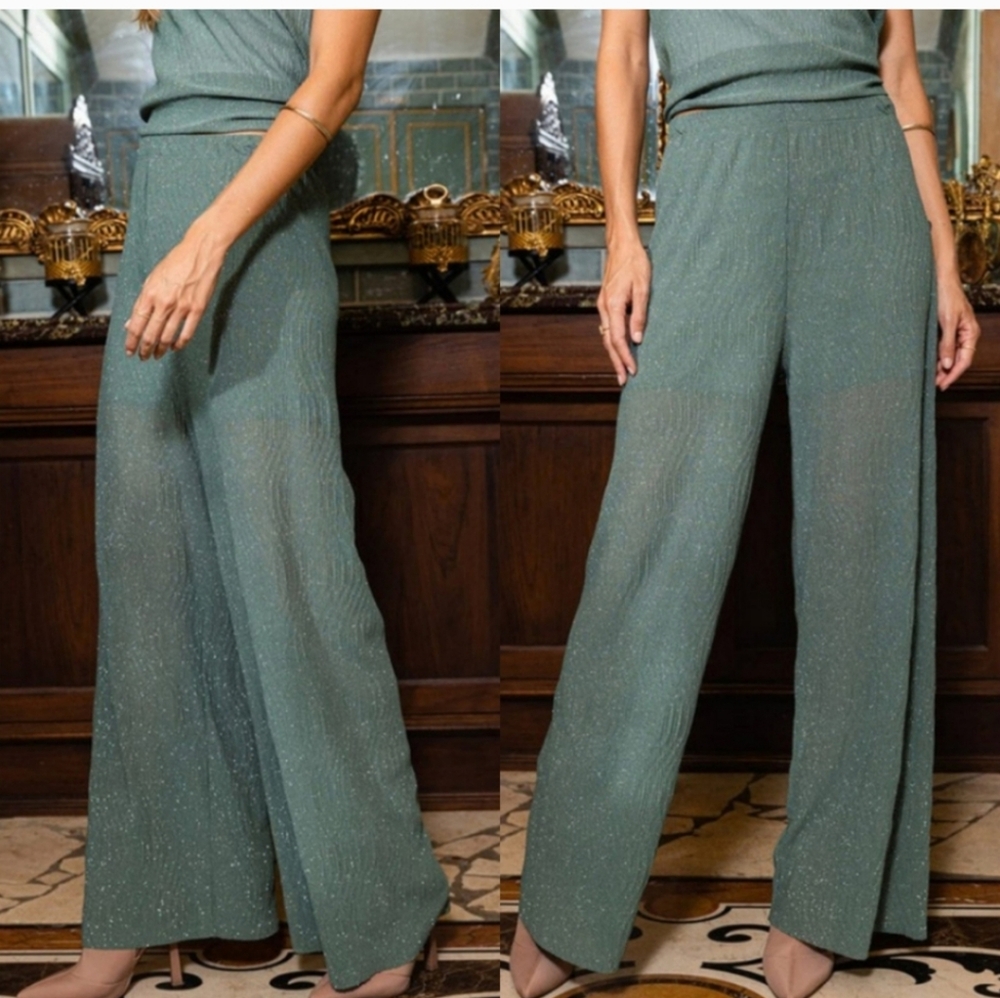 HOST PICK::SHIMMERY WIDE LEG PANTS AND TOP SET - Picture 3 of 3